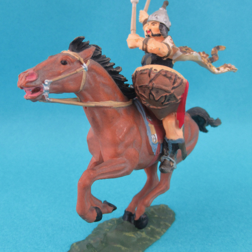 8750  Hun jouant du tambour (II) sur cheval 3.